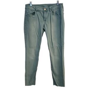 American Eagle Light Wash Jeans, 8